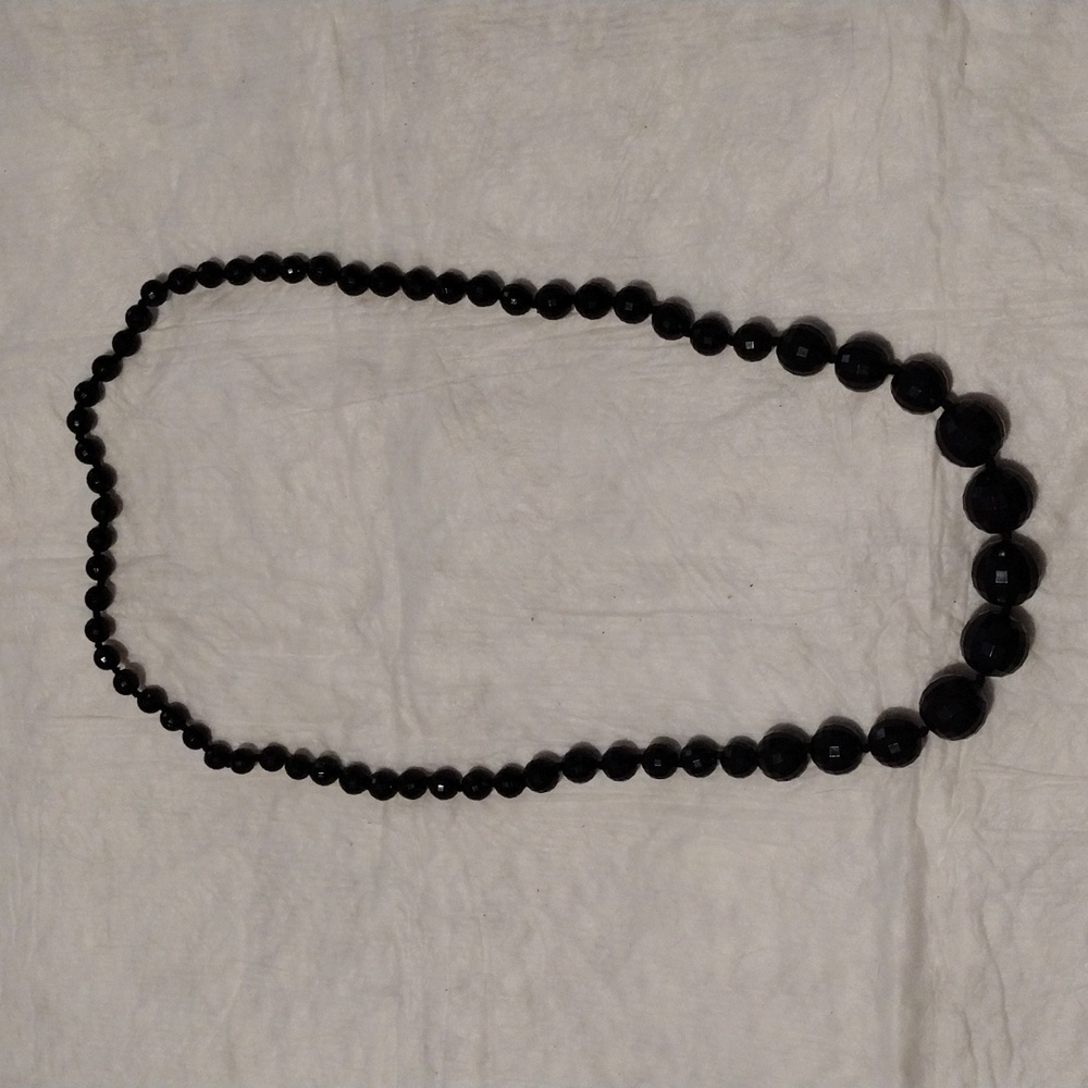 36" necklace of graduated faceted black beads - Stunning!'